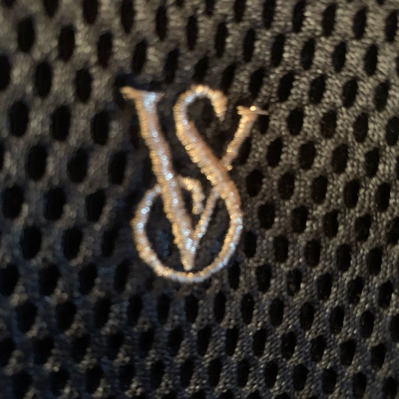 Victoria's Secret NEW WITH TAGS, Large BLACK zip tote, LEOPARD trim. - Picture 4 of 7